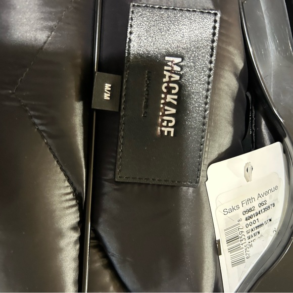 SOLD!!!!   Women's MACKAGE CORALIA down coat with hood and sash belt size medium - Picture 12 of 14